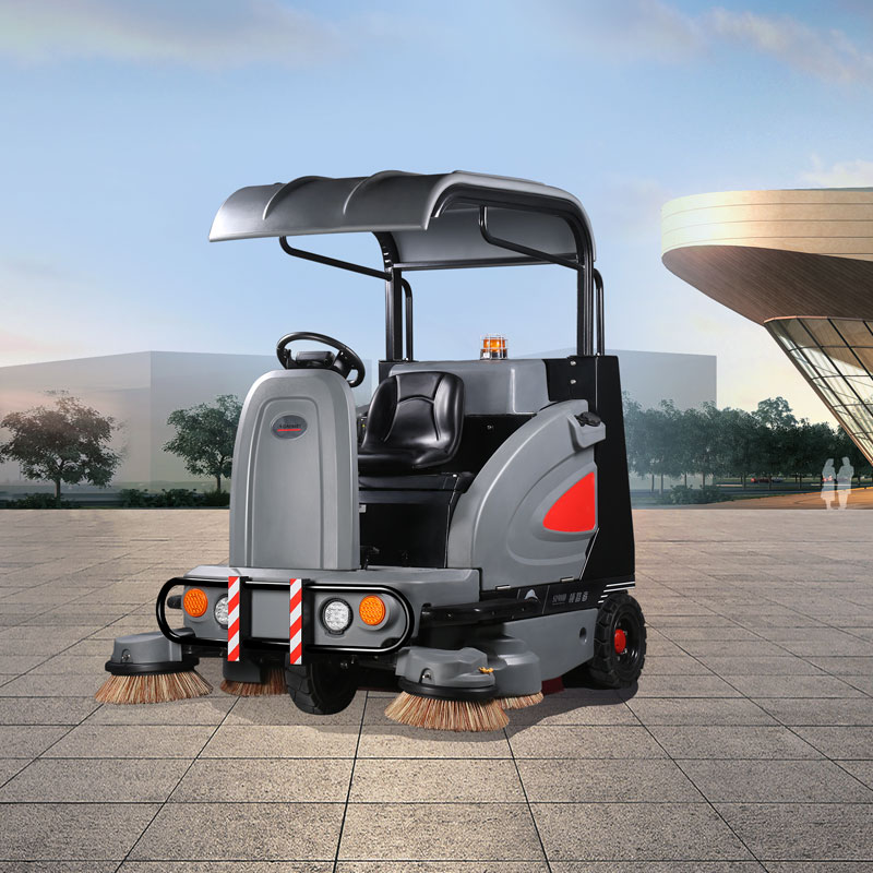 掃地車——物流倉(cāng)儲(chǔ)企業(yè)首選清潔設(shè)備